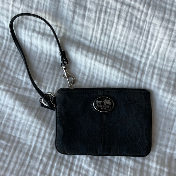 Coach clutch - Picture 1 of 4